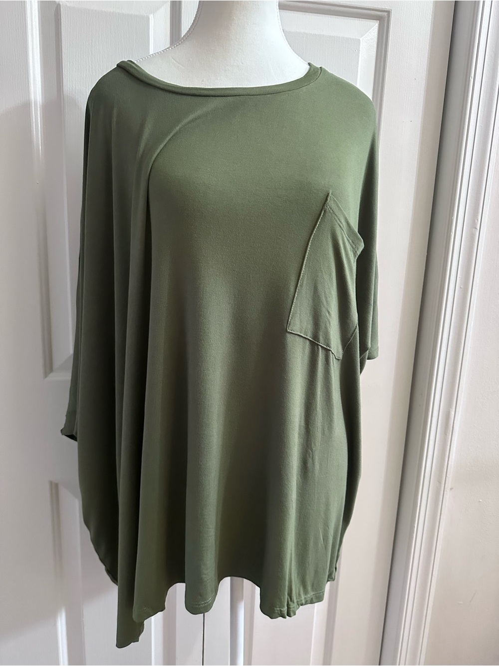 Women’s Zenana ash olive Oversized Pocket tunic Top